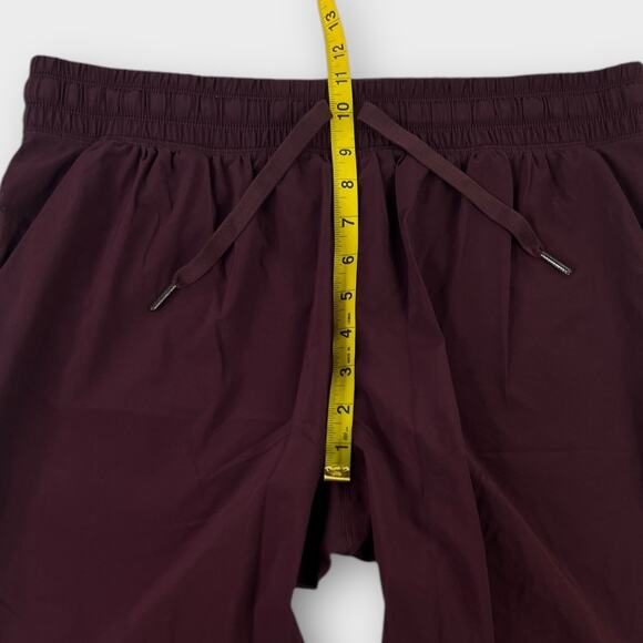 Lululemon Namaskar Crop in Garnet Drawstring Casual Athleisure Size 8 - Picture 6 of 7